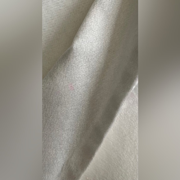 LILY SILK Basic Concealed Placket women Silk
Shirt - Picture 7 of 8